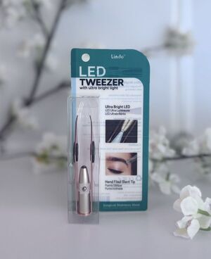 Lindo Lighted LED Tweezer Ultra Bright Light Surgical Stainless Steel NIB